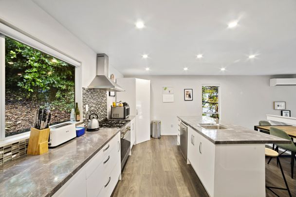 6 Swadel Way, Karori - Photo 1