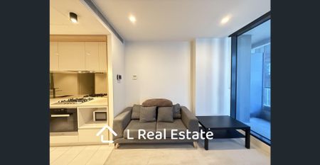 Furnished one-bedroom one-bathroom apartment - Photo 5