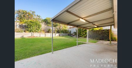 GORGEOUS RENOVATED HOME - Take over lease - Photo 4