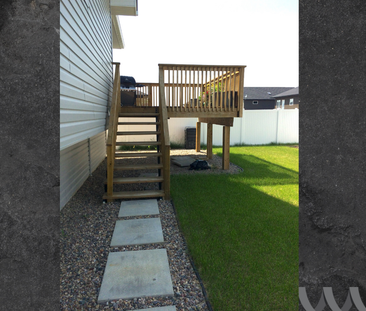 3 Bedroom House with Garage in Evergreen - Photo 5 | Rentumo