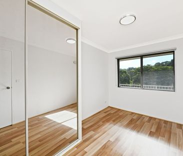 Ultra Convenient Location, Sun Filled Property - Photo 3