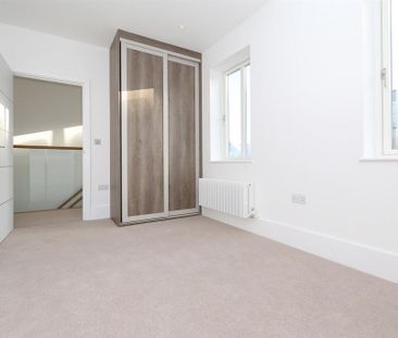 4 bedroom property to rent - Photo 4