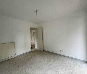 Location Appartement 2 pièces 44m² LA CIOTAT 13600 - Photo 3