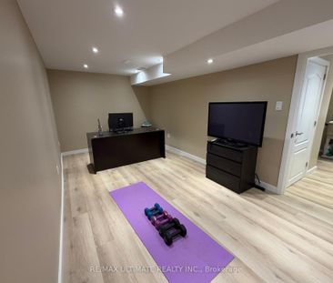 For Lease - 2201 Stir Crescent, Mississauga, Ontario - Photo 6