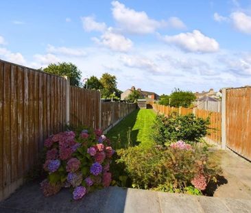 2 bedroom terraced house to rent - Photo 4