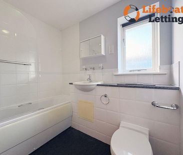 2 bedroom semi-detached house to rent - Photo 4