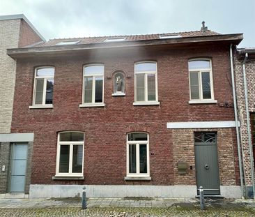 Prachtige, ruime stadswoning met 3 slaapkamers en dakterras gelegen... - Photo 4