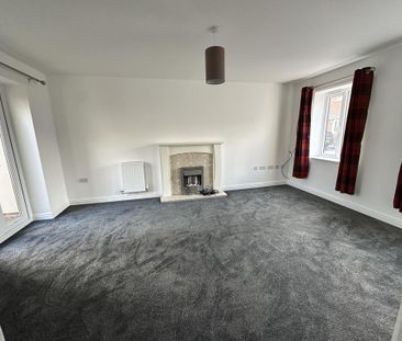 4 bedroom terraced house to rent - Photo 3