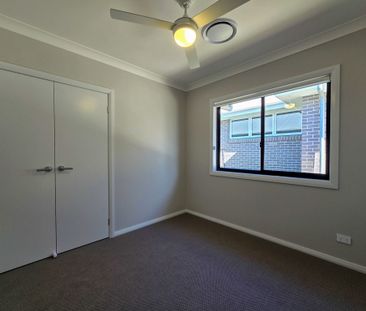 Brand New Family Home in the Prestigious Figtree Hill Estate - Photo 3