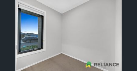 7 Amukta Road, Truganina, Vic 3029 - Photo 3