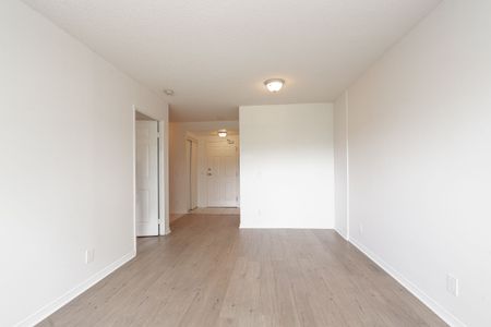 333 Sidney Belsey Crescent - Photo 3