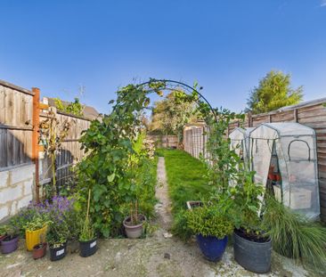 Westgate Road, London, SE25 - Photo 2