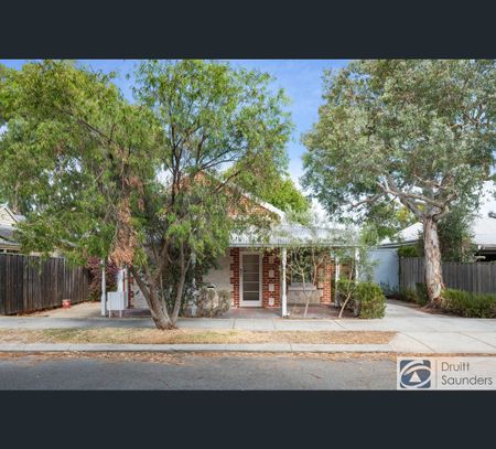 23 Hulbert Street, South Fremantle, WA 6162 - Photo 4