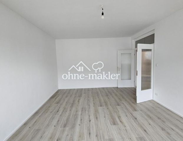 Frisch sanierte, sonnige 2-Zimmer-Wohnung mit Süd-Loggia & TG-Stellplatz – ruhig & zentral - Foto 1