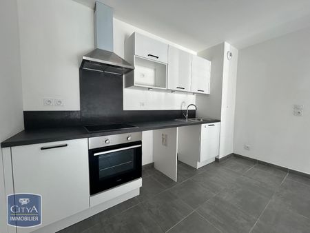 Location Appartement 3 pièces 62m² CARPENTRAS 84200 - Photo 2