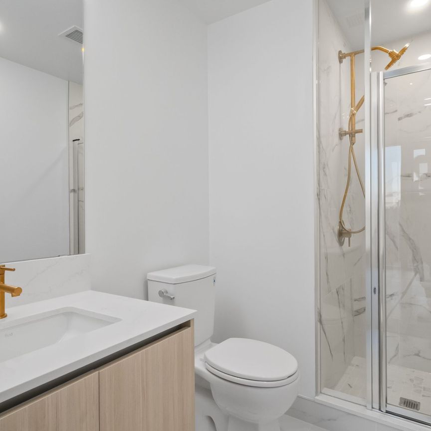 For Lease - 801 The Queensway N/A Unit# 520, Toronto, Ontario - Photo 1