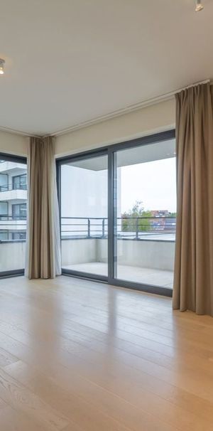 Appartement te huur in Evere voor € 1.500 met 2 slaapkamers - Photo 1