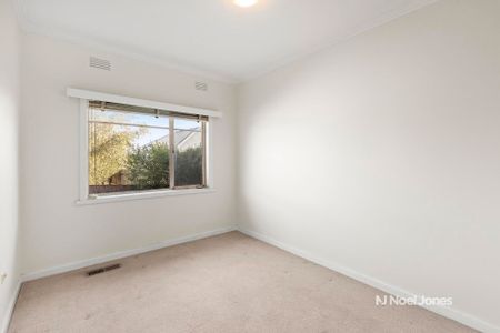 1 Kilto Street, BOX HILL NORTH - Photo 2
