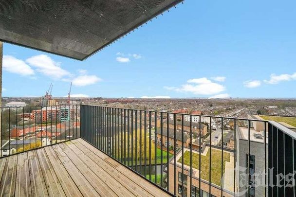 Altitude Point, Hornsey, N8 - Photo 1