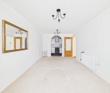 High Street, Colnbrook, Slough,SL3 - Photo 1