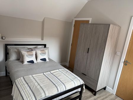 Studio to rent - Photo 4