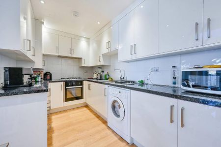 2 bedroom flat to rent - Photo 4