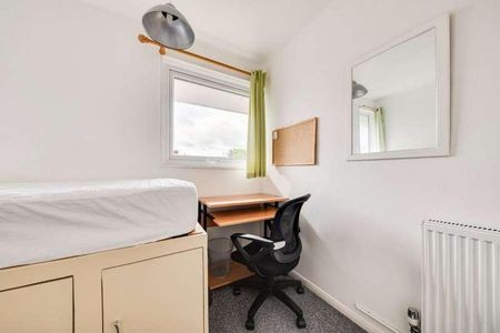 Somner Close, Canterbury, CT2 - Photo 3