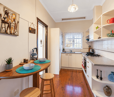 Charming Three-Bedroom Home in the Heart of Stones Corner - Photo 5