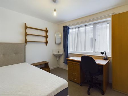 5 bedroom house to rent - Photo 3