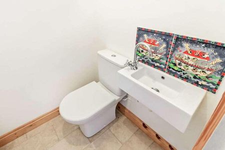 Marshcroft Lane, Tring, HP23 - Photo 2