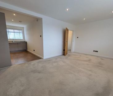 2 bedroom maisonette to rent - Photo 1