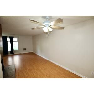 2 Bed plus Den 1 Bath West Edmonton Townhome for Rent - Photo 1