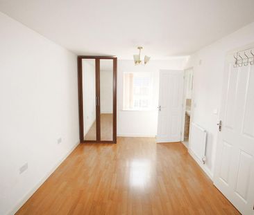 3 bedroom detached house to rent - Photo 5