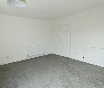 2 bedroom end of terrace to rent St. Catherine Street, Mansfield - Photo 2