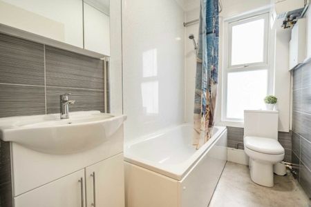 Gowan Road, NW10, London - Photo 5