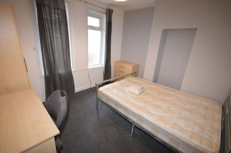 6 bedroom apartment to rent - Photo 3