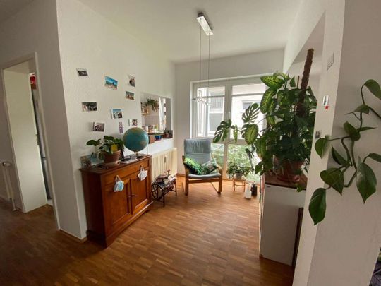 2 Zimmer-Wohnung mit EBK, Balkon und Außenstellplatz in KL-Erlenbach - Foto 1