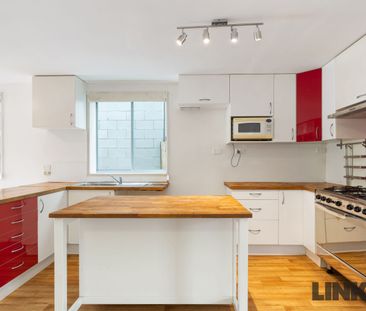 5 MYALL STREET, Norman Park QLD 4170 - House For Rent | Domain - Photo 1