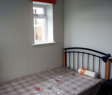 5 bedroom terraced house to rent - Photo 5