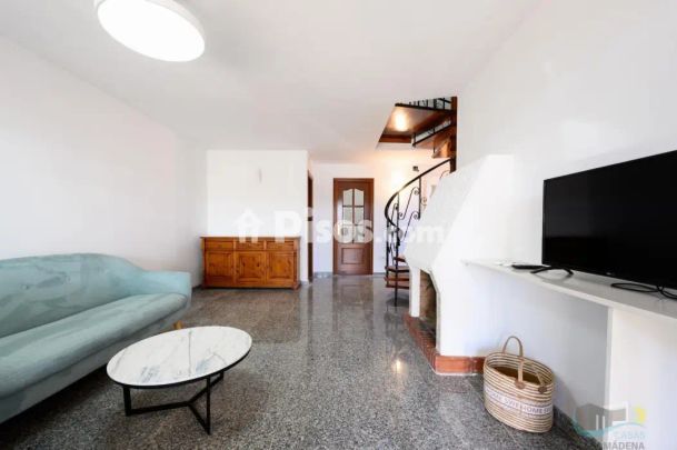 Chalet en alquiler en Calle de Écija - Photo 1