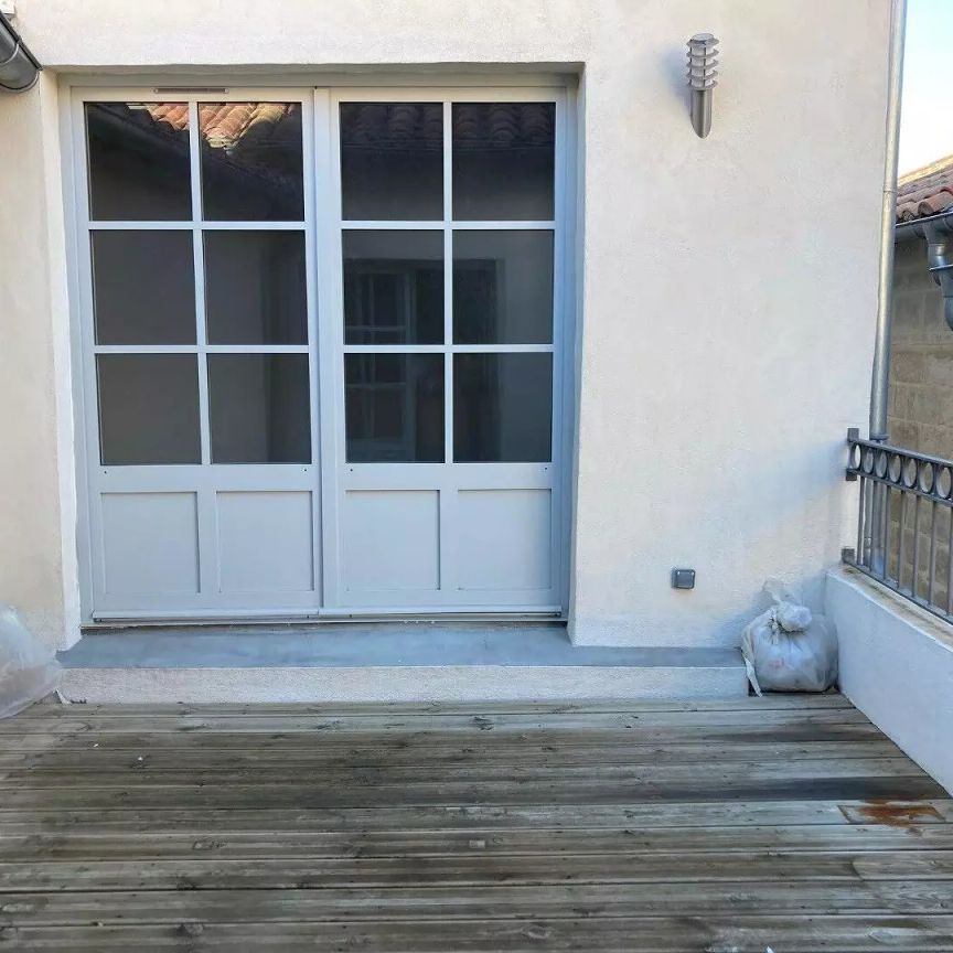 location Appartement T3 DE 79.43m² À AVIGNON - Photo 1