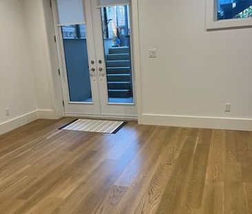 For Lease - 53 Chamberlain Avenue, Toronto, Ontario - Photo 2