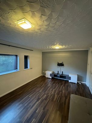 1 Bed Flat, Wellesley Gardens, B13 - Photo 1