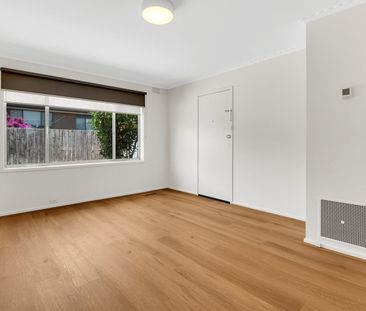 3/17 Barry Street, Reservoir VIC 3073 - Photo 5