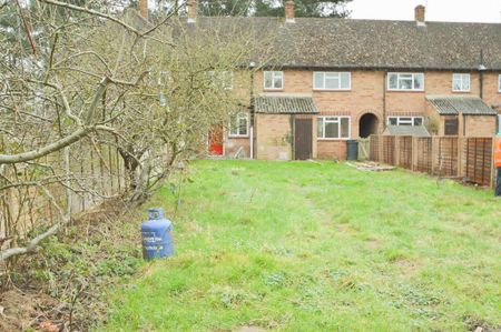 3 bedroom terraced house to rent - Photo 4