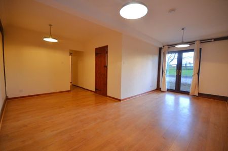 3 bedroom detached house to rent - Photo 2