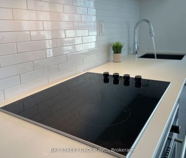 For Lease - 50 Charles Street Unit# 2704, Toronto, Ontario - Photo 3