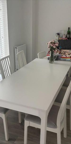 4 bedroom detached house to rent - Photo 1