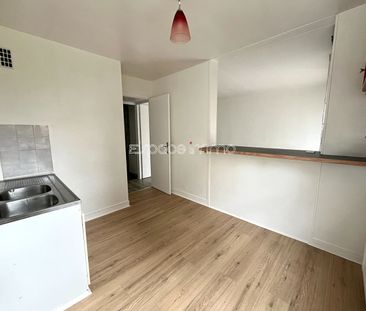 Appartement rénové - Résidence les Bruyères - 3 pièces - 55,09 m2 - Photo 4