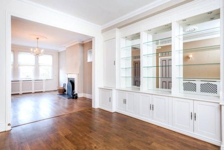 5 bedroom detached house to rent - Photo 2